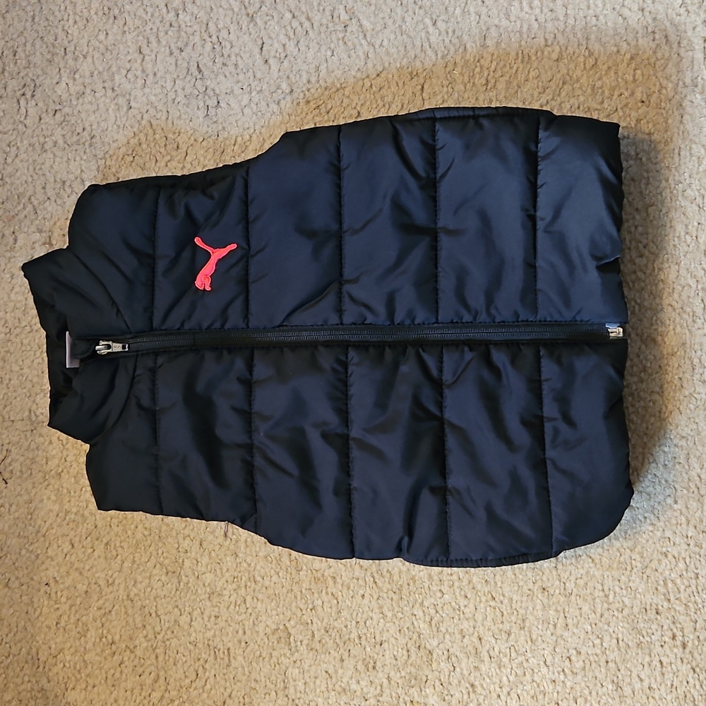 Puma Boys Black Puffer Vest with Red Logo. Sz: XXS (3-4) LIKE NEW